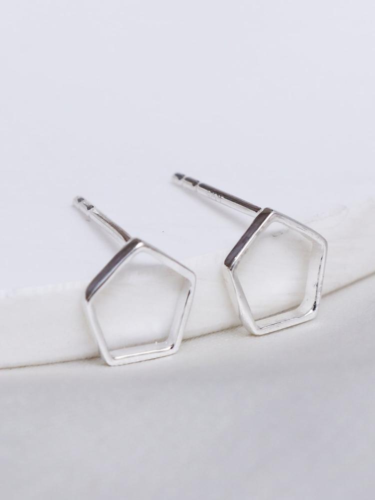 HIFLYER JEWELS Contemporary Studs Earrings