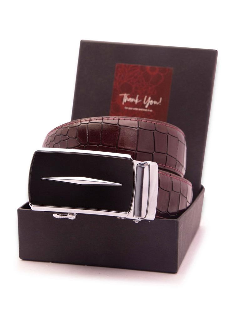 Red Mens Genuine Leather Belt With Grid Pattern Buckle