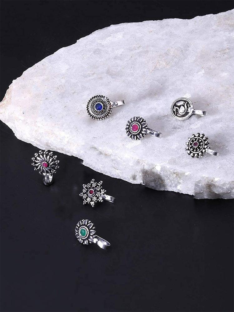 Silver Toned Set of 7 Oxidised Clip-On Nose Pins