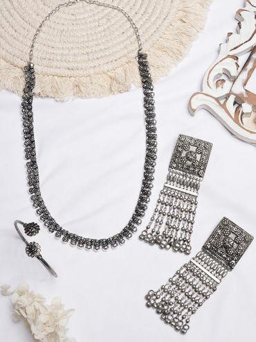 Udita Silver Oxidised jewelry Gift Set