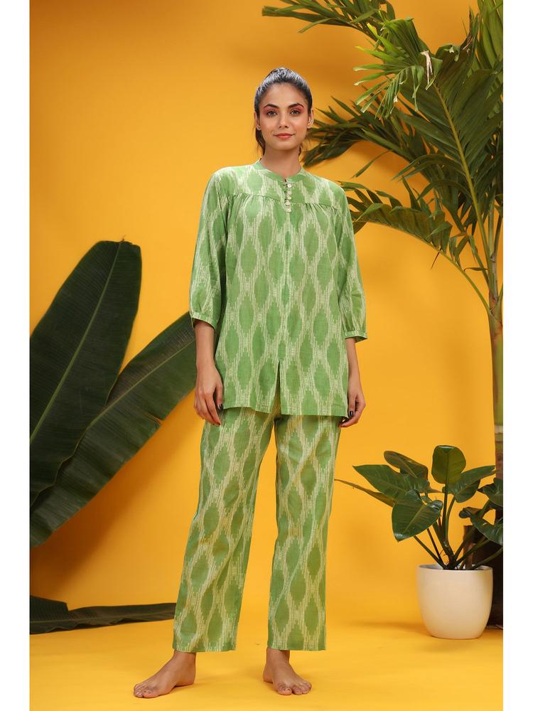 Printed Pure Cotton Green Pyjama Top Night Suit (Set of 2)