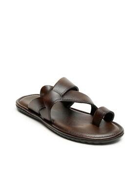 Textured Toe-Ring Sandals