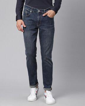 Relaxed Jeans with 5-Pockets