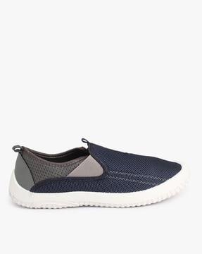 Slip-On Casual Shoes with Elasticated Gussets