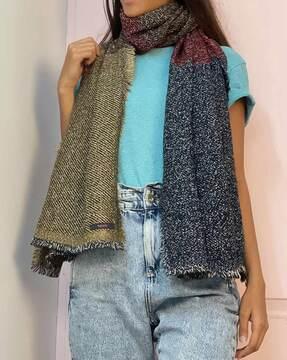 Knitted Scarf with Frayed Border