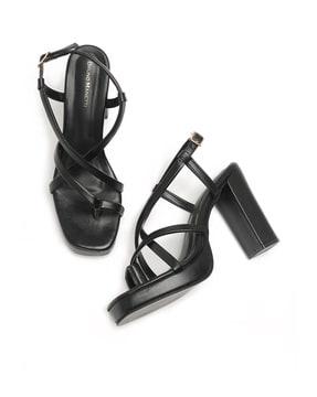 Chunky Heeled Sandals with Buckle Clasp