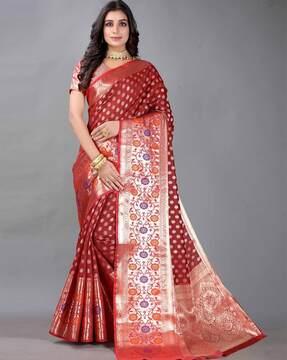 Graphic Print Saree with Blouse Piece