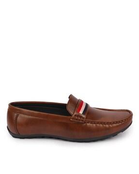 Low-Top Loafers with Textured Outsole