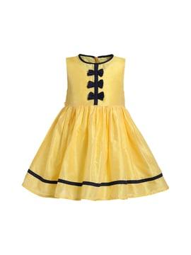 Solid Dress with Bow Deatil