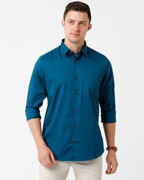 Spread-Collar Patch-Pocket Shirt