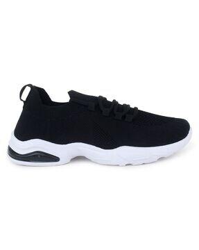 Sports Shoes with Lace Fastening