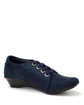 Lace-Up Casual Shoes