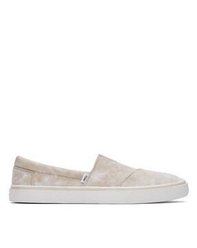 Dye & Washed Slip-On Casual Shoes