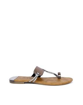 Toe-Ring Sandals with Knot-Strap