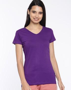 Relaxed Fit V-neck T-shirt