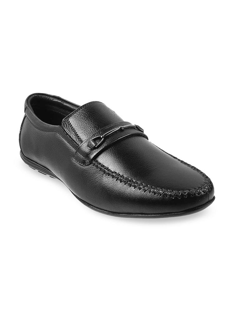 Metro Men Black Solid Leather Loafers