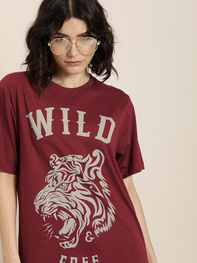 Difference of Opinion Women Maroon Pure Cotton Printed Loose T-shirt