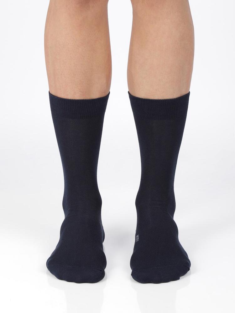 Jockey Men Navy Blue Solid Calf Length Socks