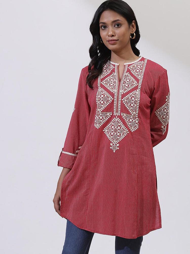 Lakshita Red & White Yoke Design V-Neck Chikankari Pure Cotton Chikankari Kurti