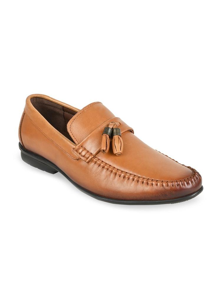 Regal Men Tan Coloured Tasseled Leather Formal Loafer Shoes