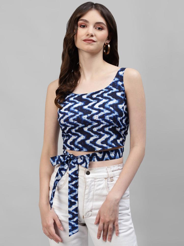 DEEBACO Women Blue & White Geometric Printed Cotton Crop Top