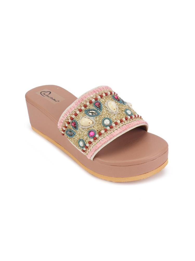 The Desi Dulhan Women Nude-Coloured & Pink Ethnic Wedge Sandals