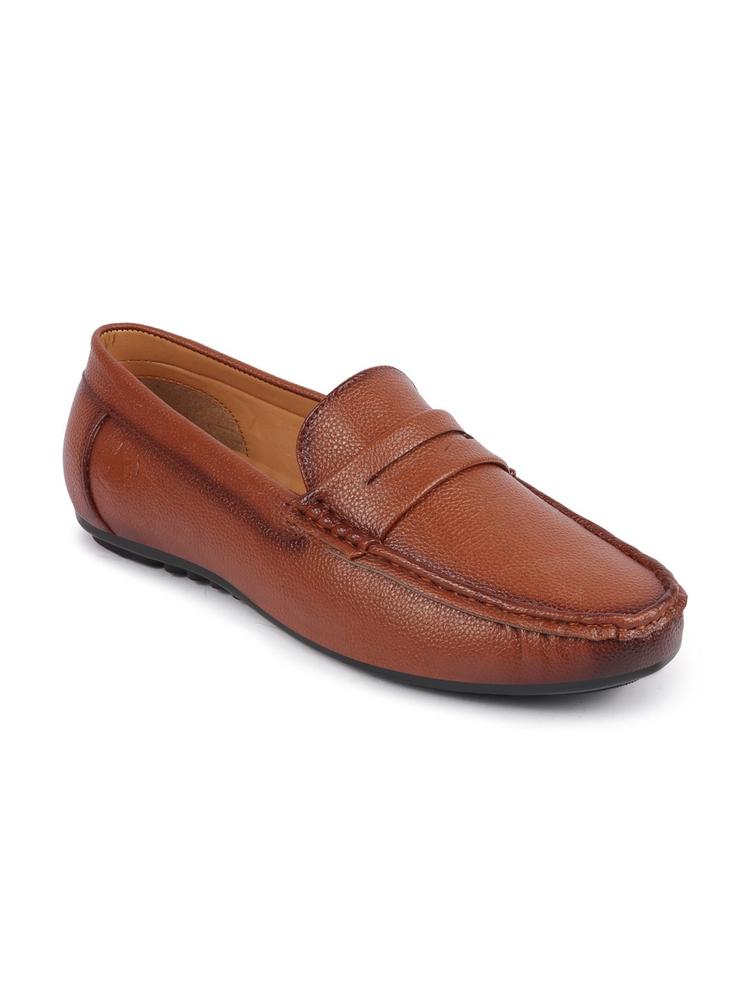 FAUSTO Men Textured Lightweight Loafers