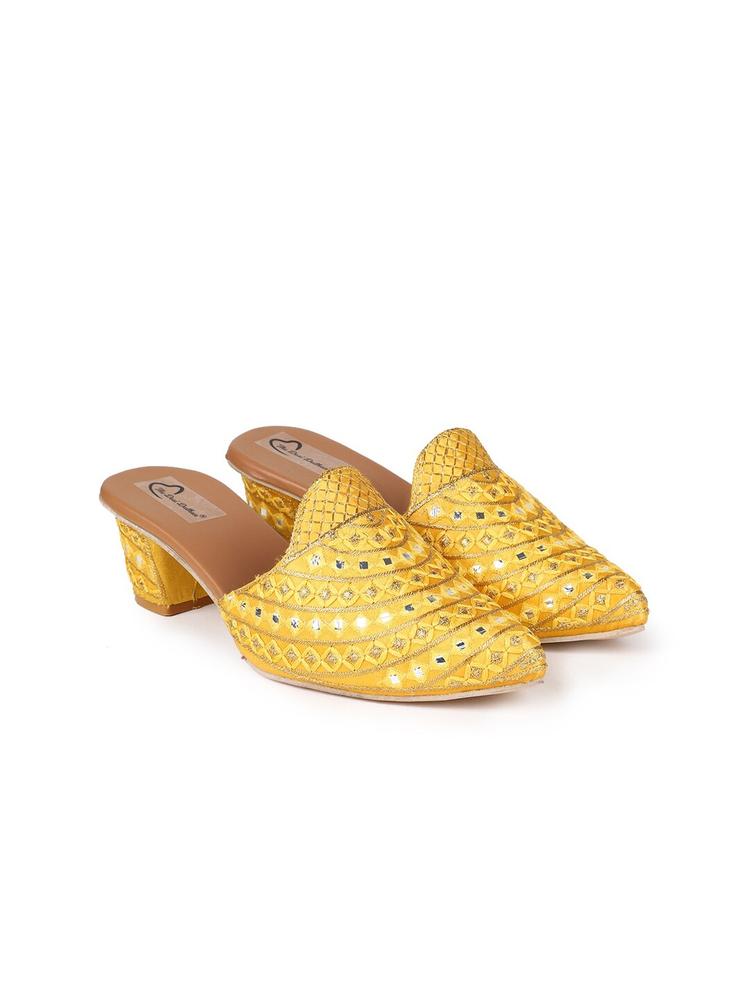 The Desi Dulhan Embellished Woven Design Pointed Toe Block Heels Mules