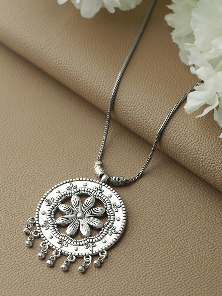 Jazz and Sizzle Oxidised Silver-Plated Floral Motif Circular Shaped Pendant With Chain