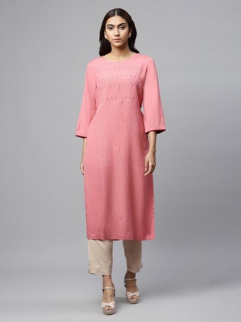 Linen Club Woman Pink Embroidered Kurta