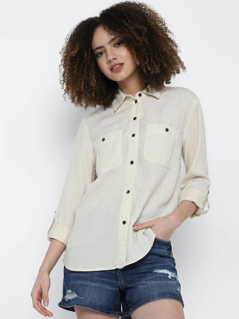 American Eagle Outfitters Off-White Shirt