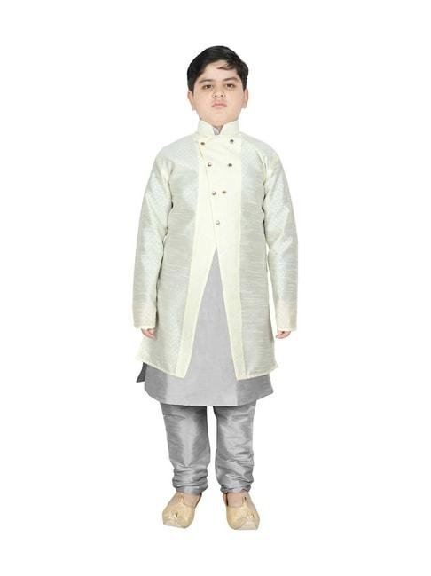 SG Yuvraj Kids White & Grey Textured Pattern Full Sleeves Kurta Set