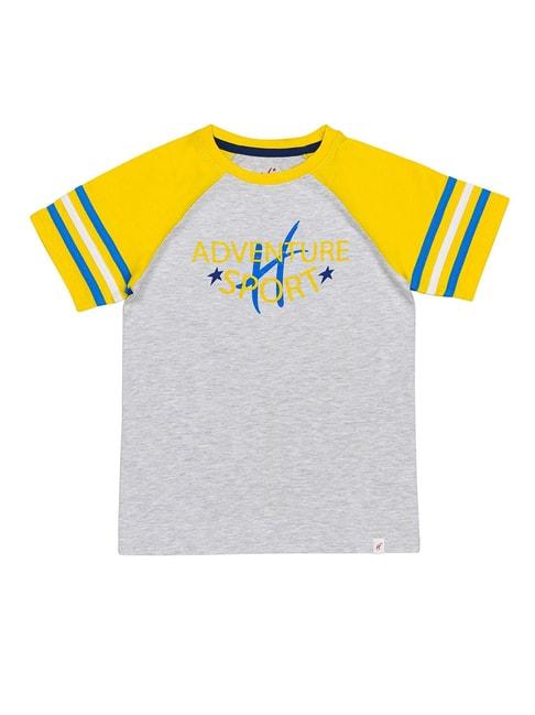 H by Hamleys Boys Grey & Yellow Color Block T-Shirt