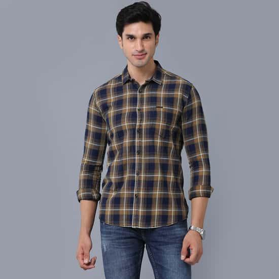 VOI JEANS Men Checked Full Sleeves Regular Fit Casual Shirt
