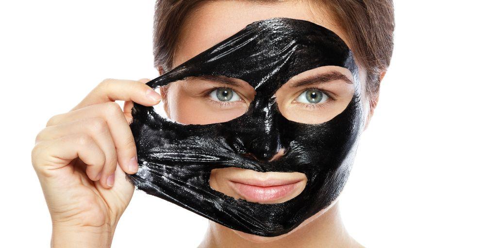 11 Best Charcoal Face Masks in India 2023